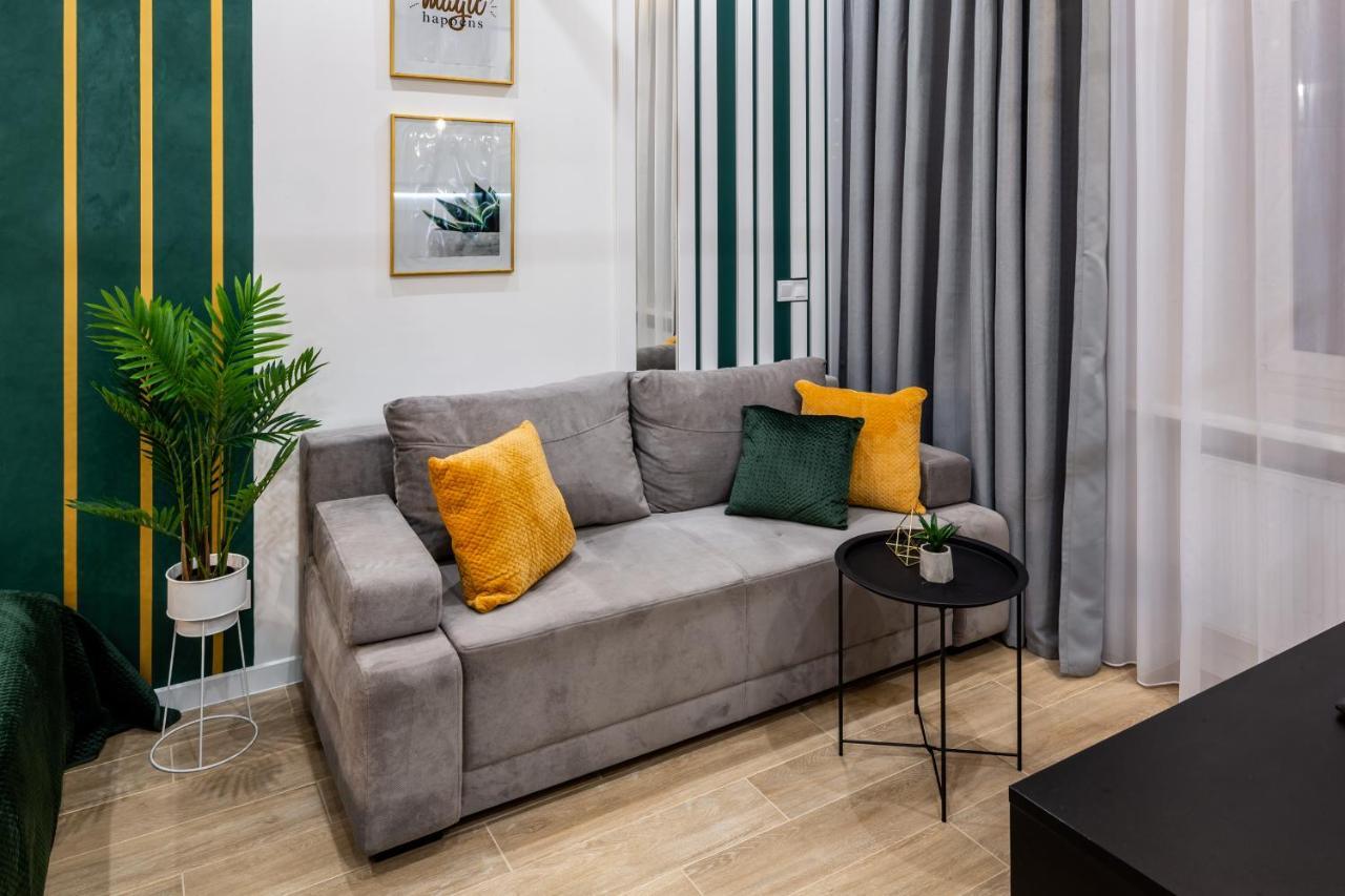 Emerald Lux Apartment. LiveinЛвив Екстериор снимка