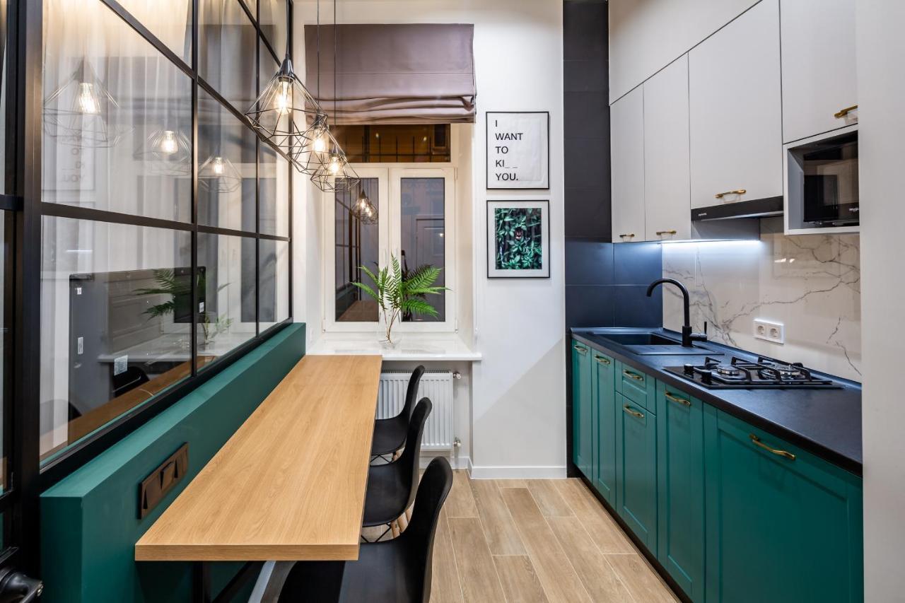 Emerald Lux Apartment. LiveinЛвив Екстериор снимка