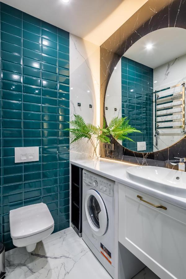 Emerald Lux Apartment. LiveinЛвив Екстериор снимка